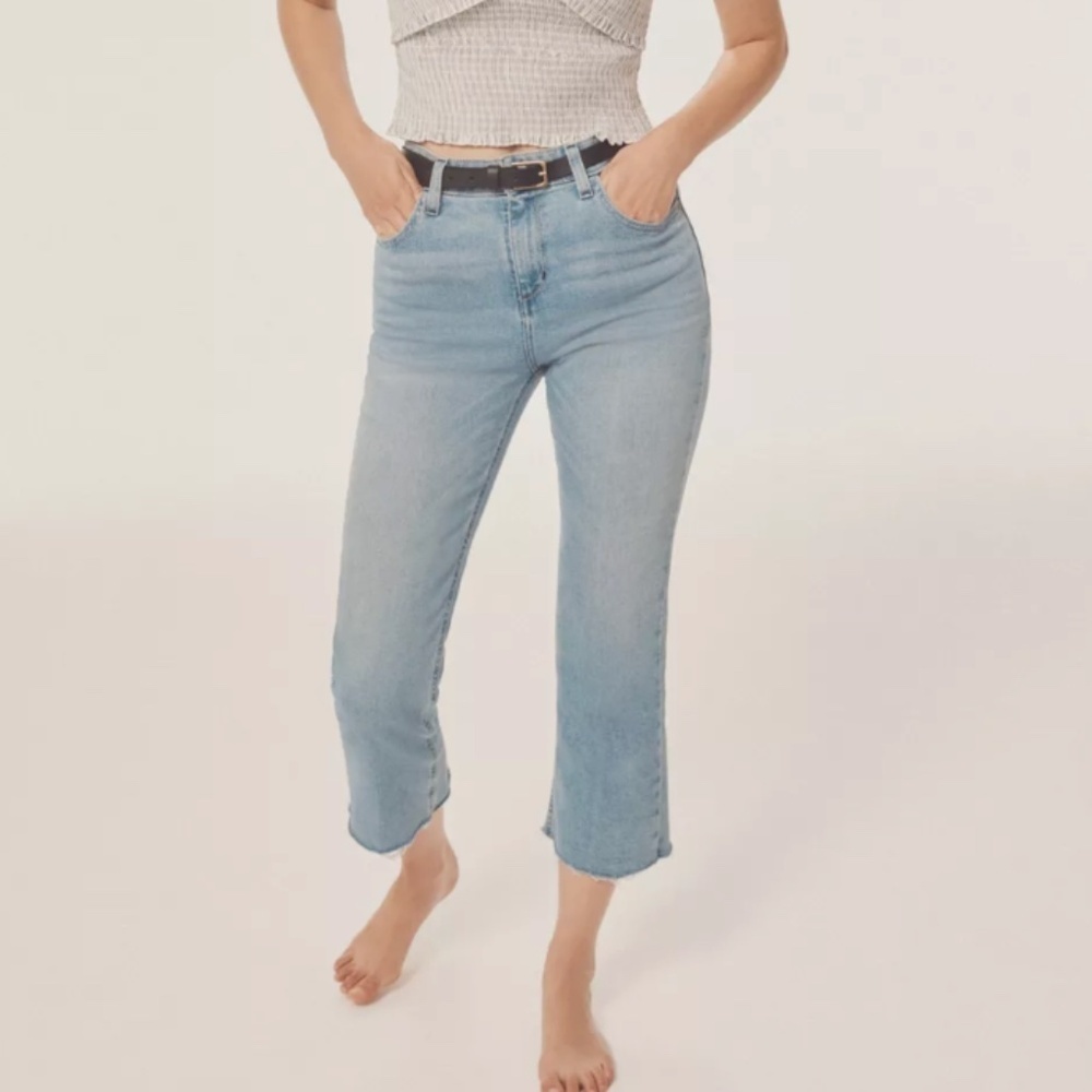 Urban Outfitters BDG High-Waisted Cropped Kick Flare Jean Medium Wash Size 27